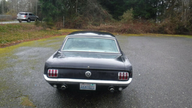 Ford Mustang 1965 image number 14