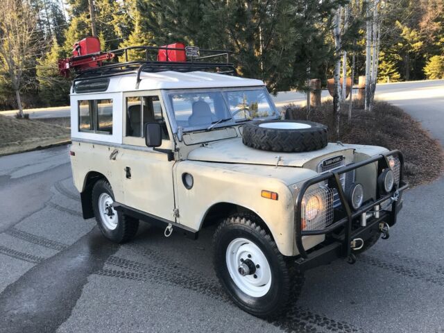Land Rover Series III 88" 1972 image number 27