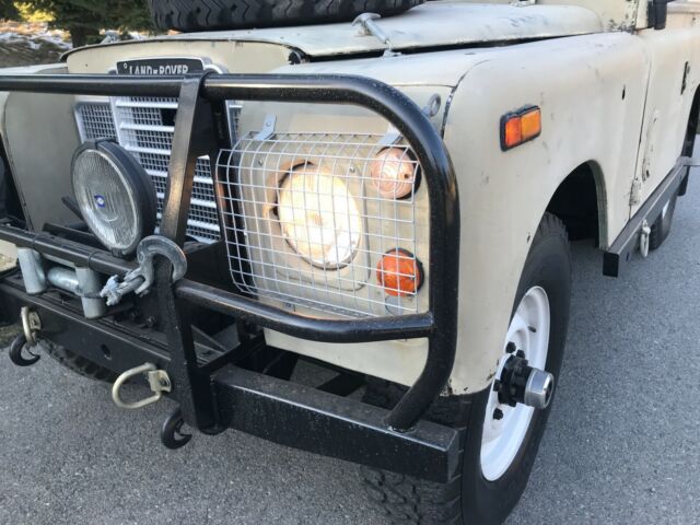 Land Rover Series III 88" 1972 image number 30