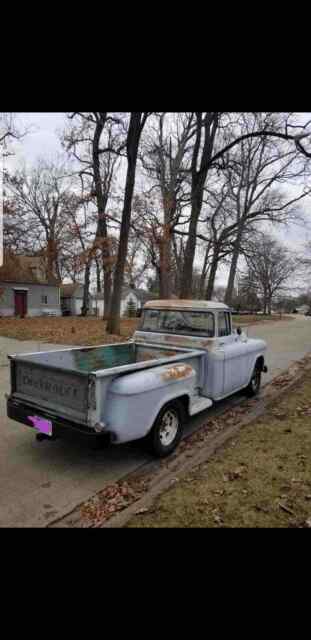 Chevrolet 3200 Series 1955 image number 4