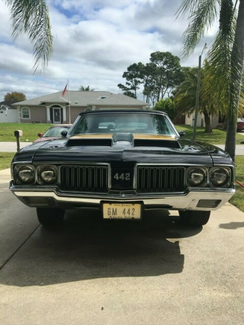Oldsmobile 442 1970 image number 0