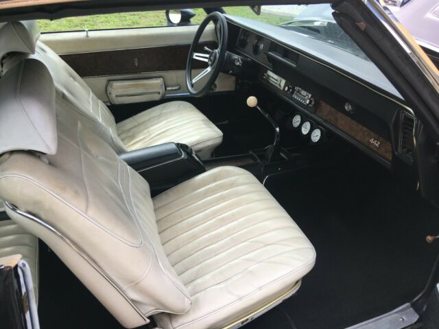 Oldsmobile 442 1970 image number 10
