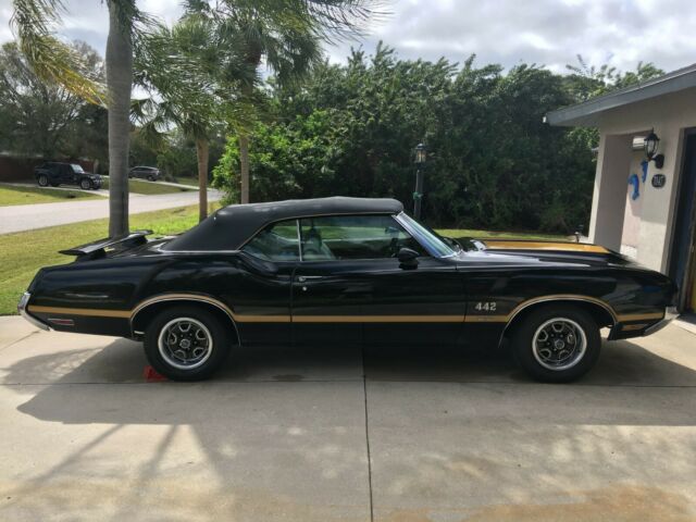 Oldsmobile 442 1970 image number 2