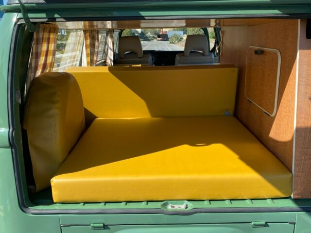 Volkswagen Bus/Vanagon 1968 image number 8