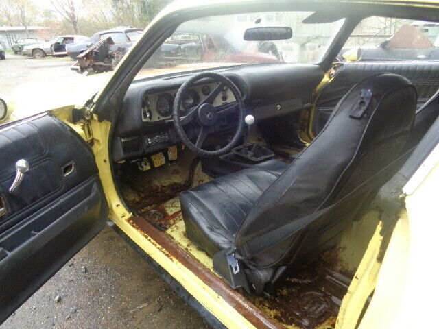 Chevrolet Camaro 1977 image number 45
