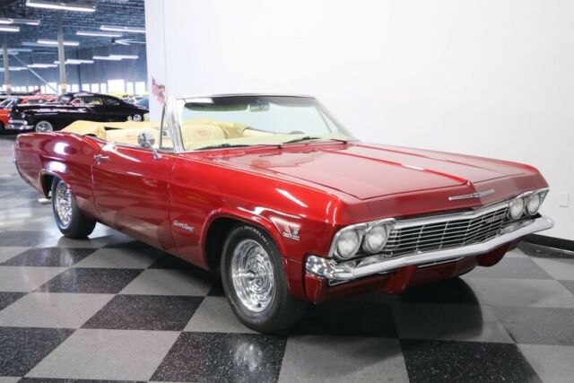 Chevrolet Impala 1965 image number 17