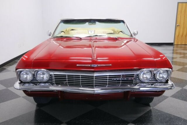 Chevrolet Impala 1965 image number 19