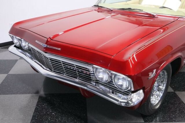 Chevrolet Impala 1965 image number 22