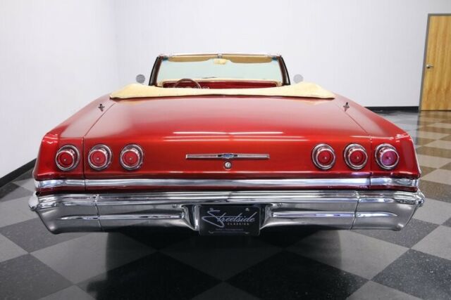 Chevrolet Impala 1965 image number 35