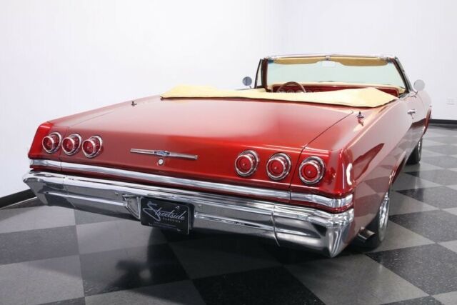 Chevrolet Impala 1965 image number 36