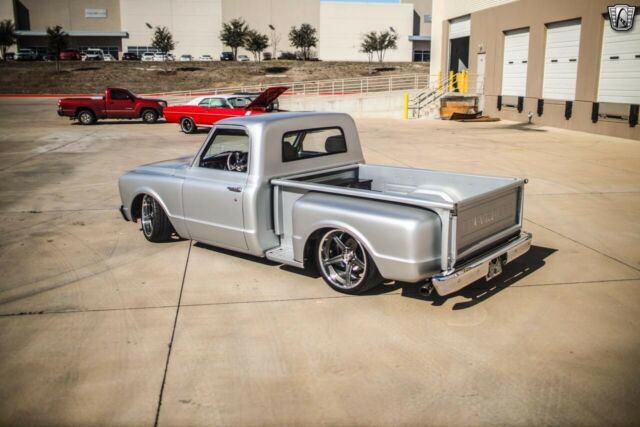 Chevrolet C-10 1967 image number 11