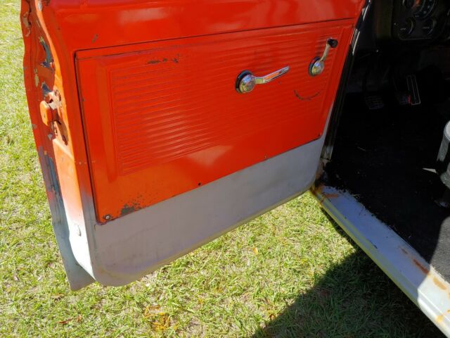 Chevrolet C-10 1968 image number 32