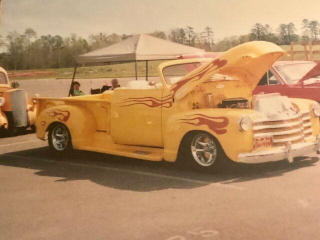 Chevrolet SSR 1947 image number 16