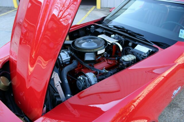 Chevrolet Corvette 1973 image number 13