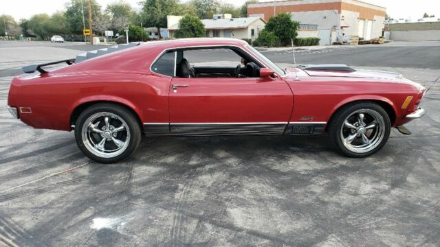Ford Mustang 1970 image number 9