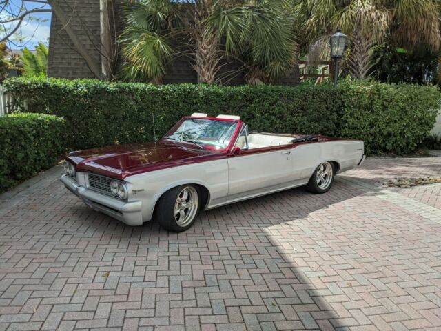 Pontiac Le Mans 1964 image number 22