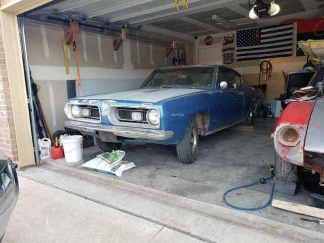 Plymouth Barracuda 1967 image number 1