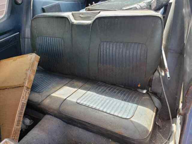 Plymouth Barracuda 1967 image number 26
