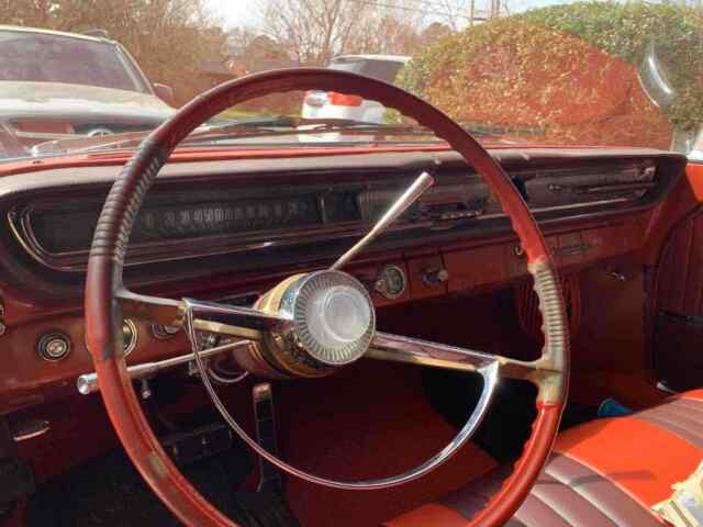 Pontiac Bonneville 1961 image number 8