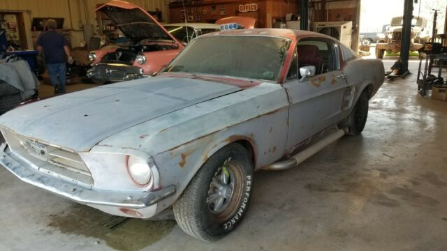 Ford Mustang 1967 image number 14