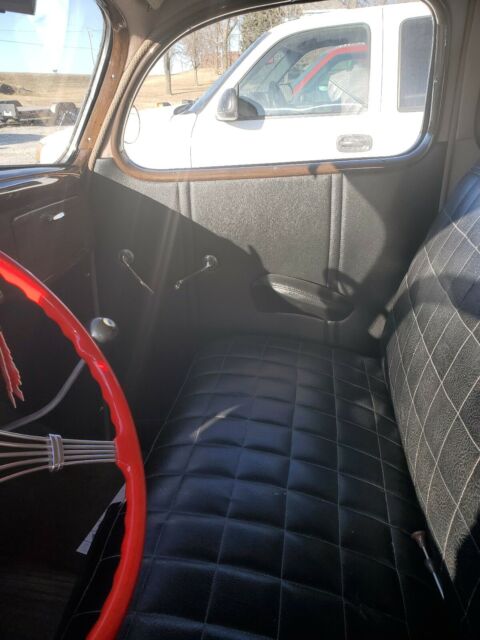 Ford Coupe 1936 image number 32