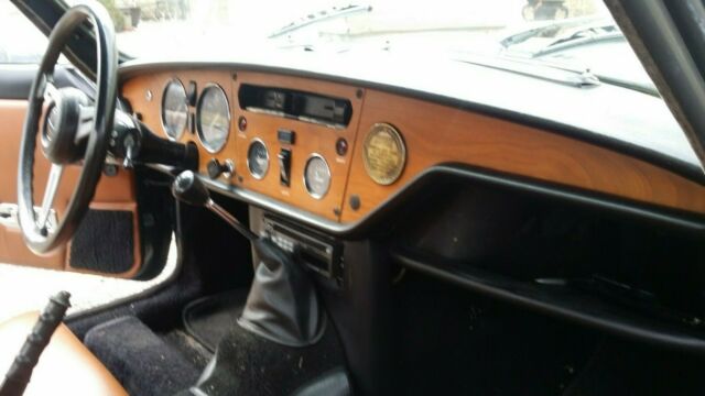 Triumph Spitfire 1974 image number 1