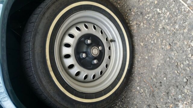 Triumph Spitfire 1974 image number 3