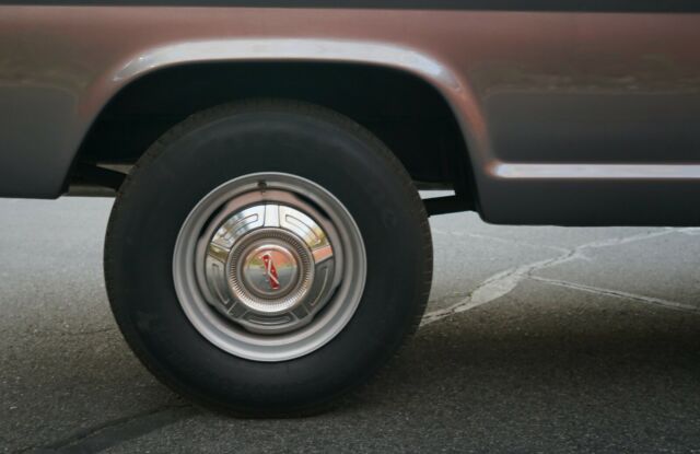 Ford F-250 1967 image number 11
