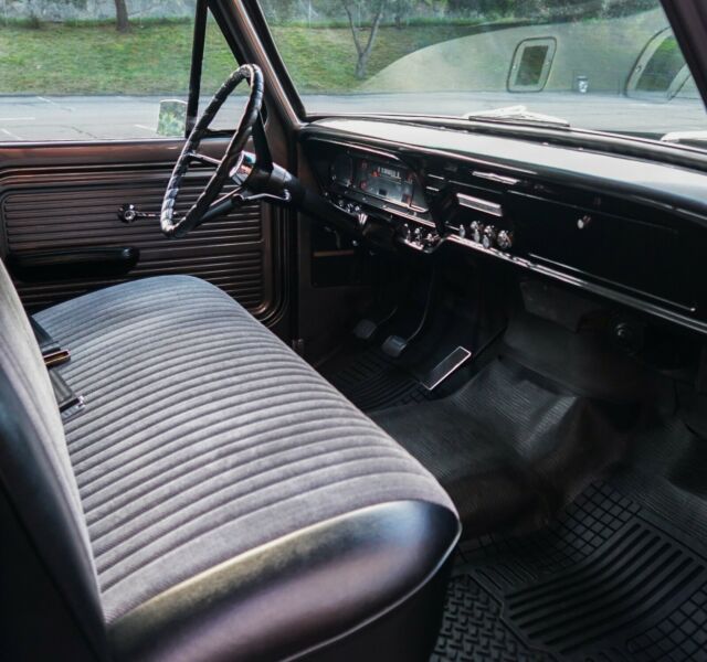 Ford F-250 1967 image number 21