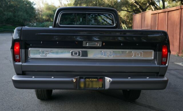 Ford F-250 1967 image number 3