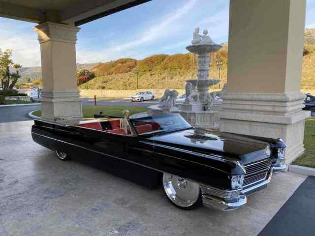 Cadillac DeVille Convertible 1964 image number 0