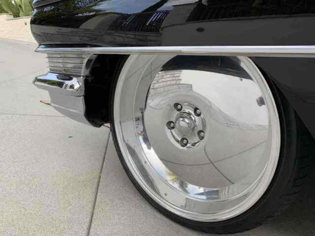 Cadillac DeVille Convertible 1964 image number 16