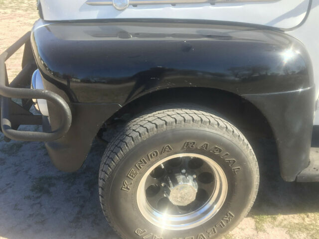 Ford F-250 1952 image number 25