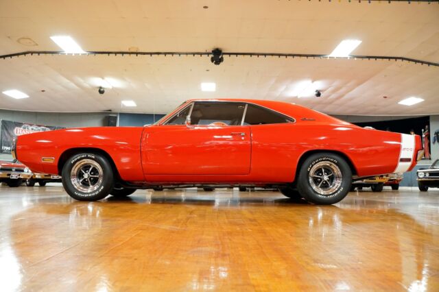 Dodge Charger 1970 image number 9