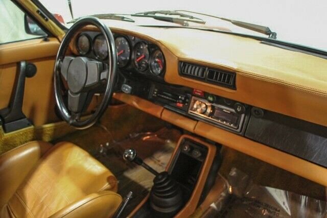 Porsche 911 1977 image number 14