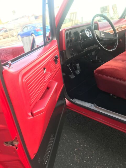 Chevrolet C-10 1977 image number 1