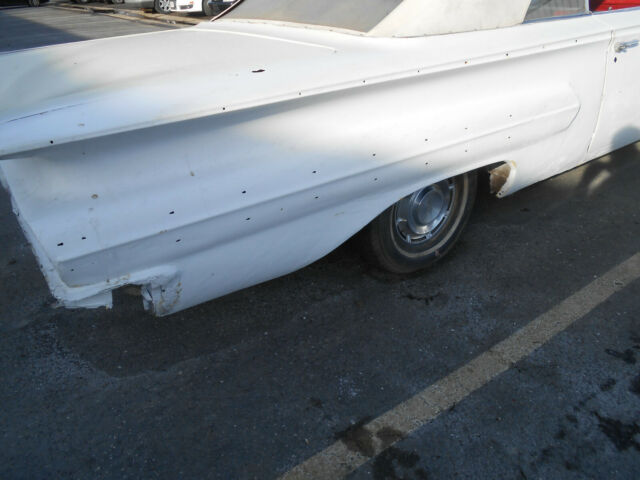 Chevrolet Impala 1960 image number 20
