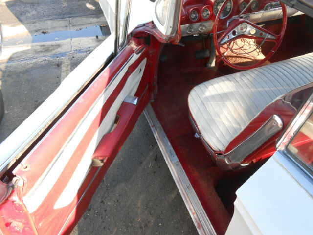 Chevrolet Impala 1960 image number 37