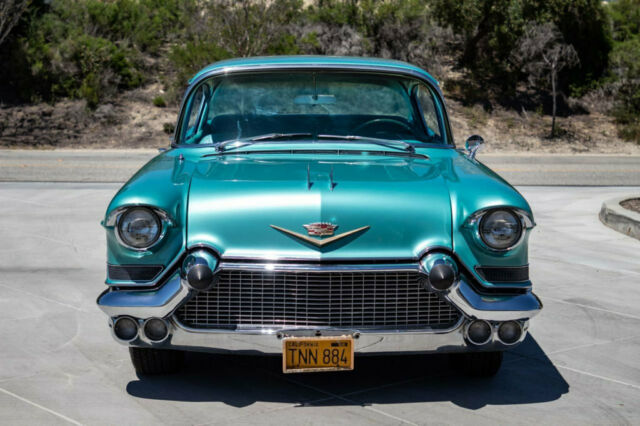 Cadillac Fleetwood 1957 image number 15