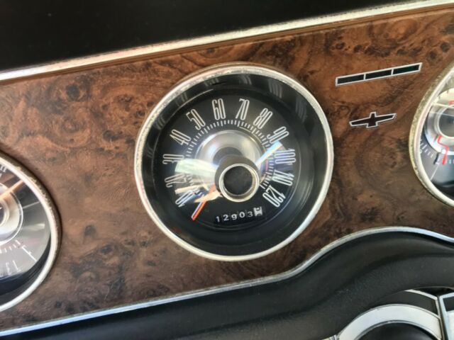 Ford Thunderbird 1968 image number 3