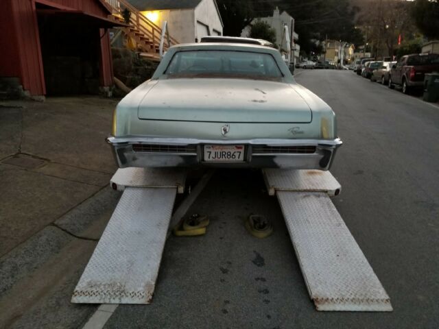 Buick Riviera 1965 image number 8