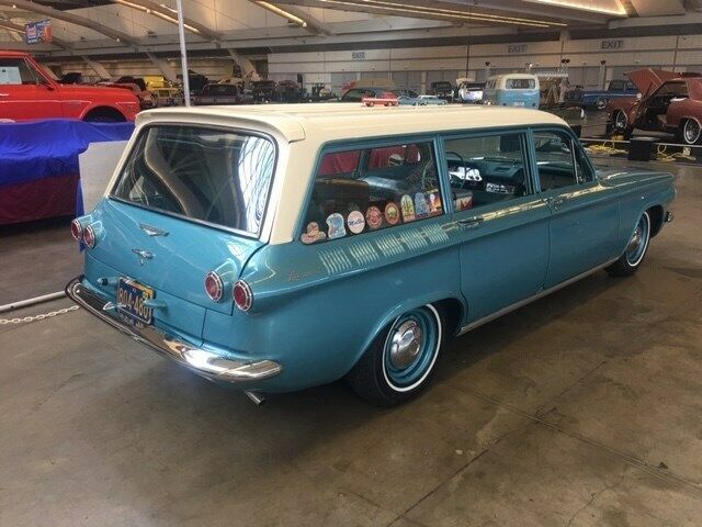 Chevrolet Corvair 1961 image number 11