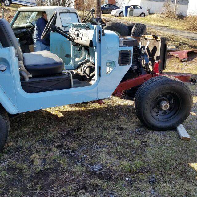 Toyota Land Cruiser 40 1969 image number 12