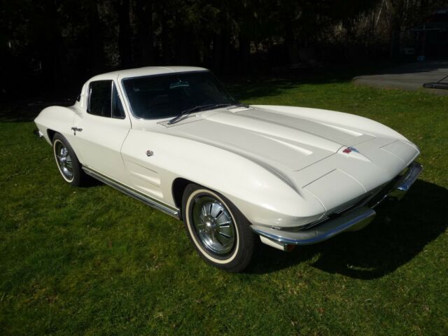 Chevrolet Corvette 1964 image number 0