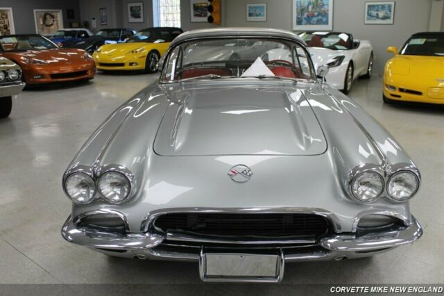 Chevrolet Corvette 1962 image number 37