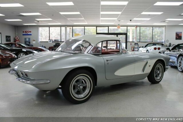 Chevrolet Corvette 1962 image number 8