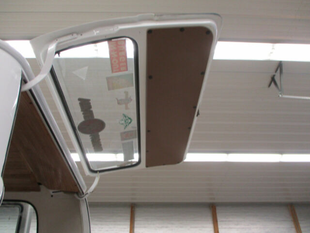 Volkswagen Bus/Vanagon 1978 image number 21