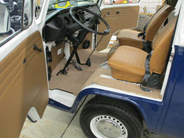 Volkswagen Bus/Vanagon 1978 image number 5