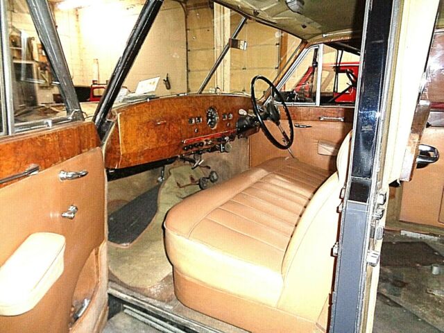 Austin Princess 1961 image number 35