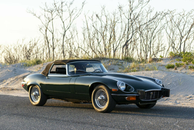 Jaguar E-Type 1974 image number 38